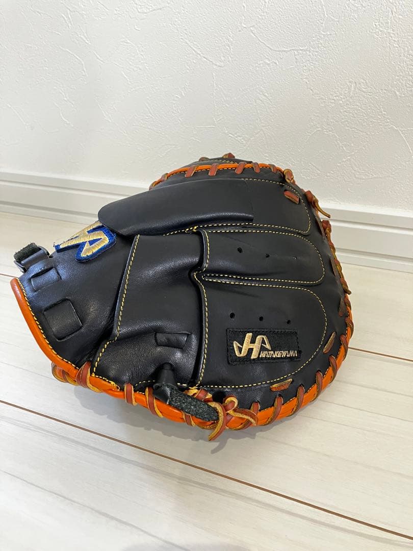 マ*ー様 HATAKEYAMA ハタケヤマ 硬式　ミット　左利き用　黒/オレンジ