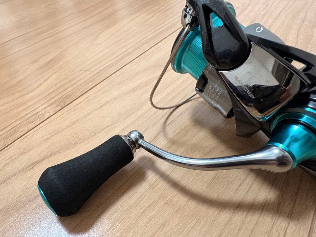 ダイワ エメラルダス X LT2500 スピニングリール エギング