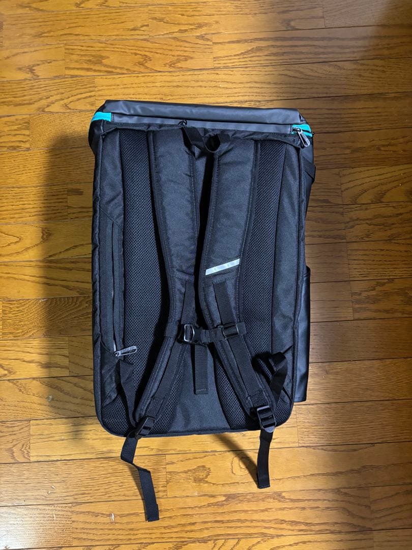 YONEX バドミントンバックパック ブラック/ターコイズ