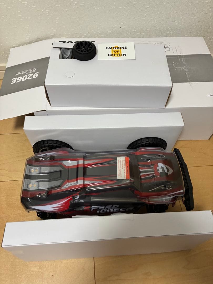 【新品】DEERC　ラジコンカー　9206E　4WD　2.4GHz　USB充電式