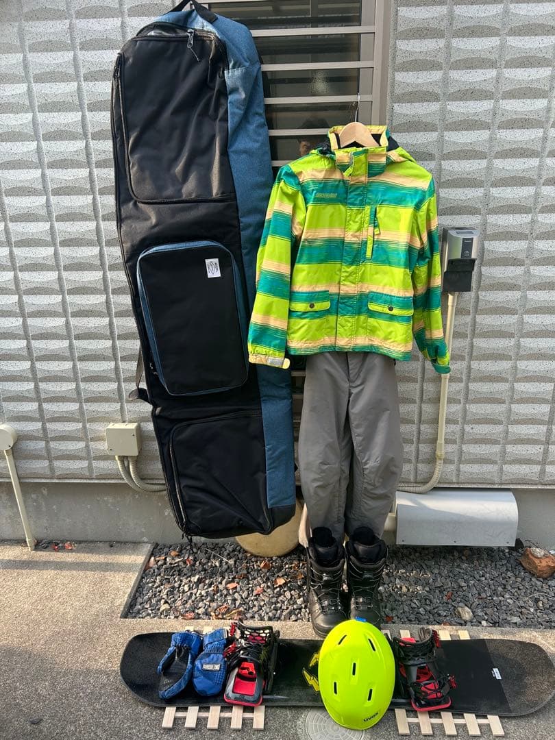 【さらにお値下げ】キッズスノーボード8点セット、ボードRIDE130cm他