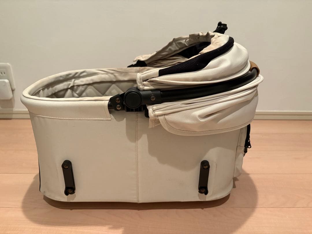 AIRBUGGY wiz X パールホワイト