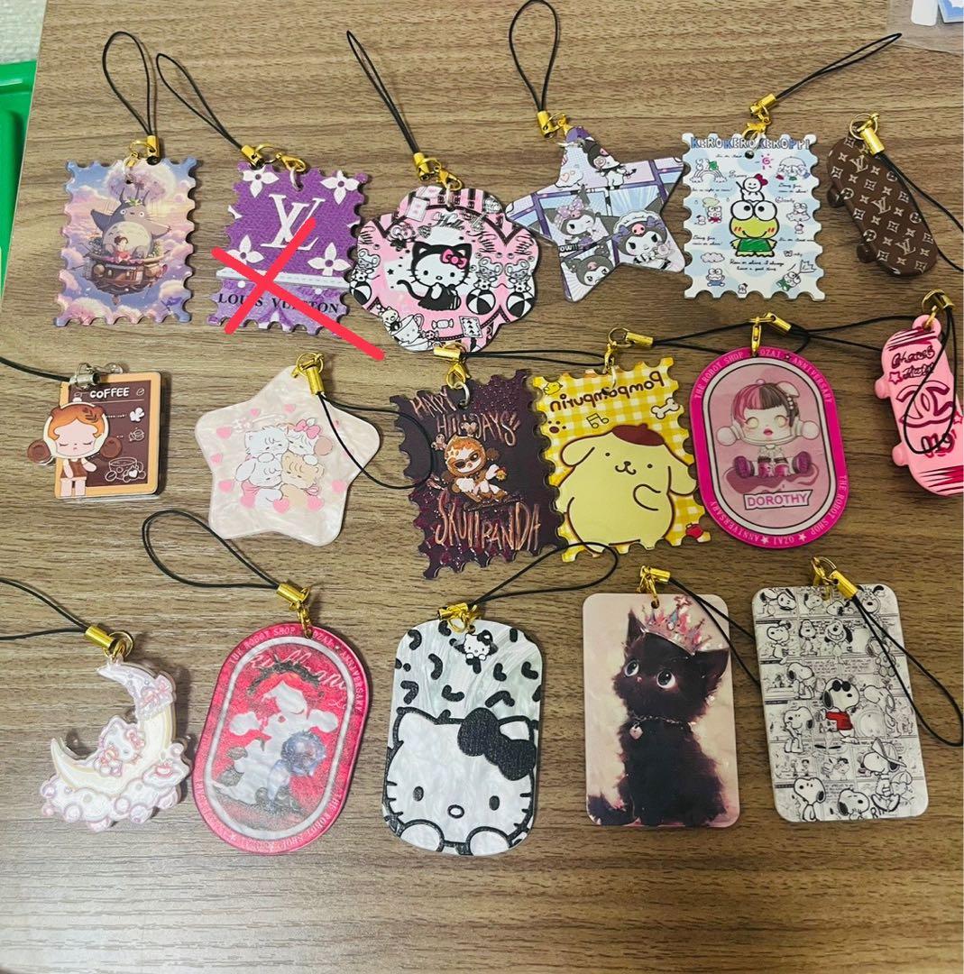 カラフルアクリルキーホルダー