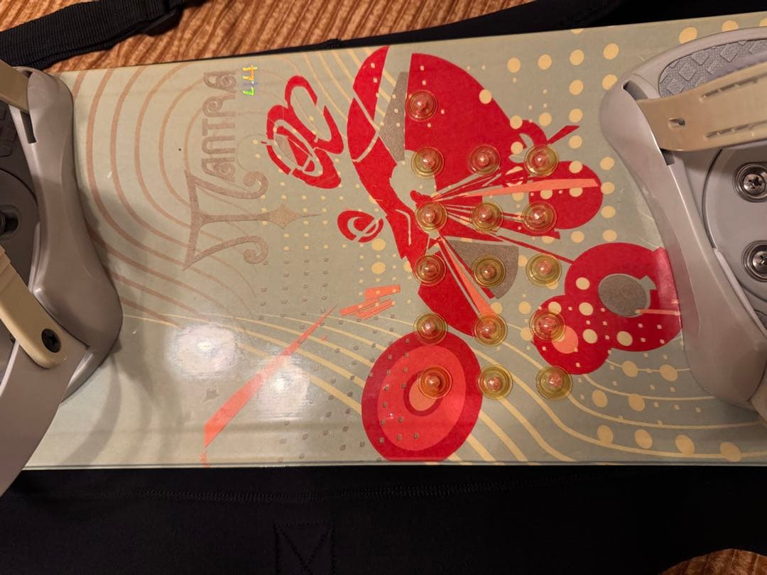 スノーボード　板　ビンディング　簡易ケース付き