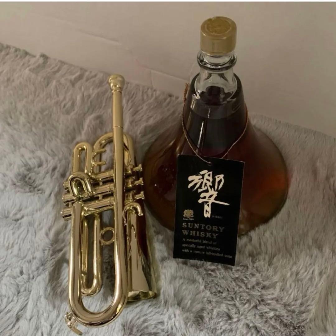 ウイスキー 響 楽器ボトル トランペット