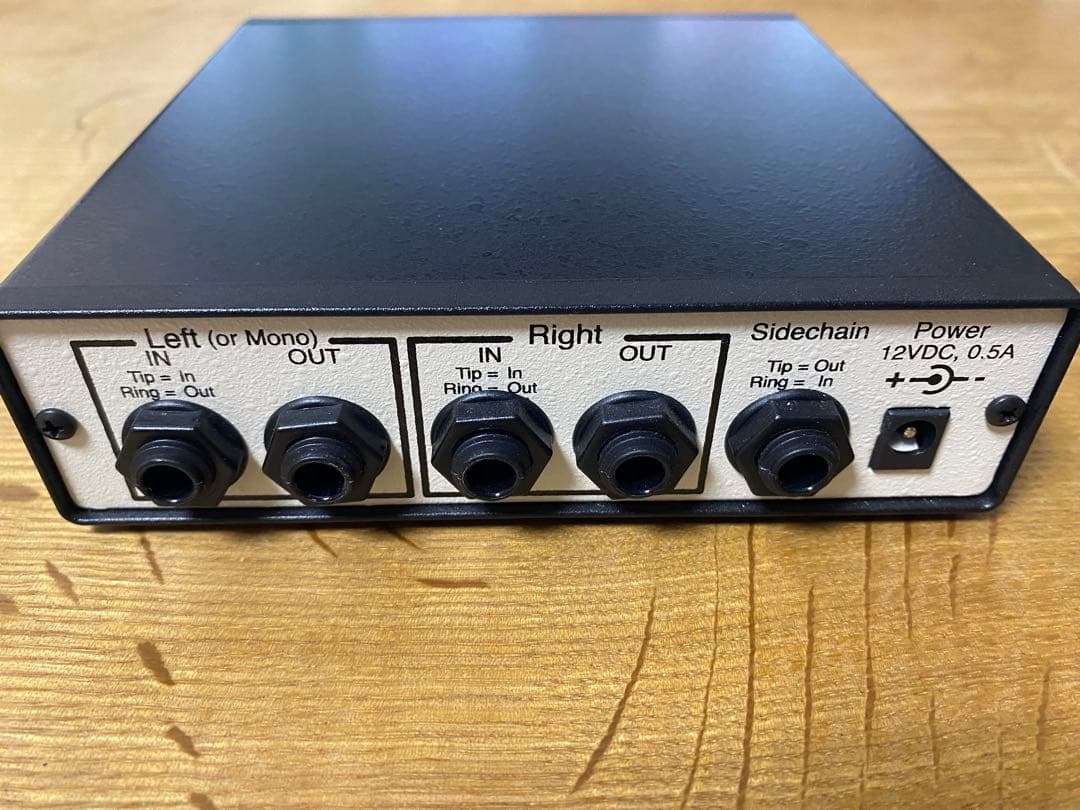 RNC1773 FMR AUDIO コンプレッサー