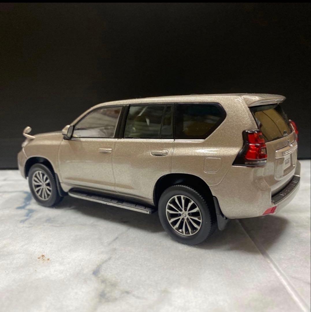 トヨタ ランドクルーザープラド カラーサンプルミニカー 2台セット　非売品