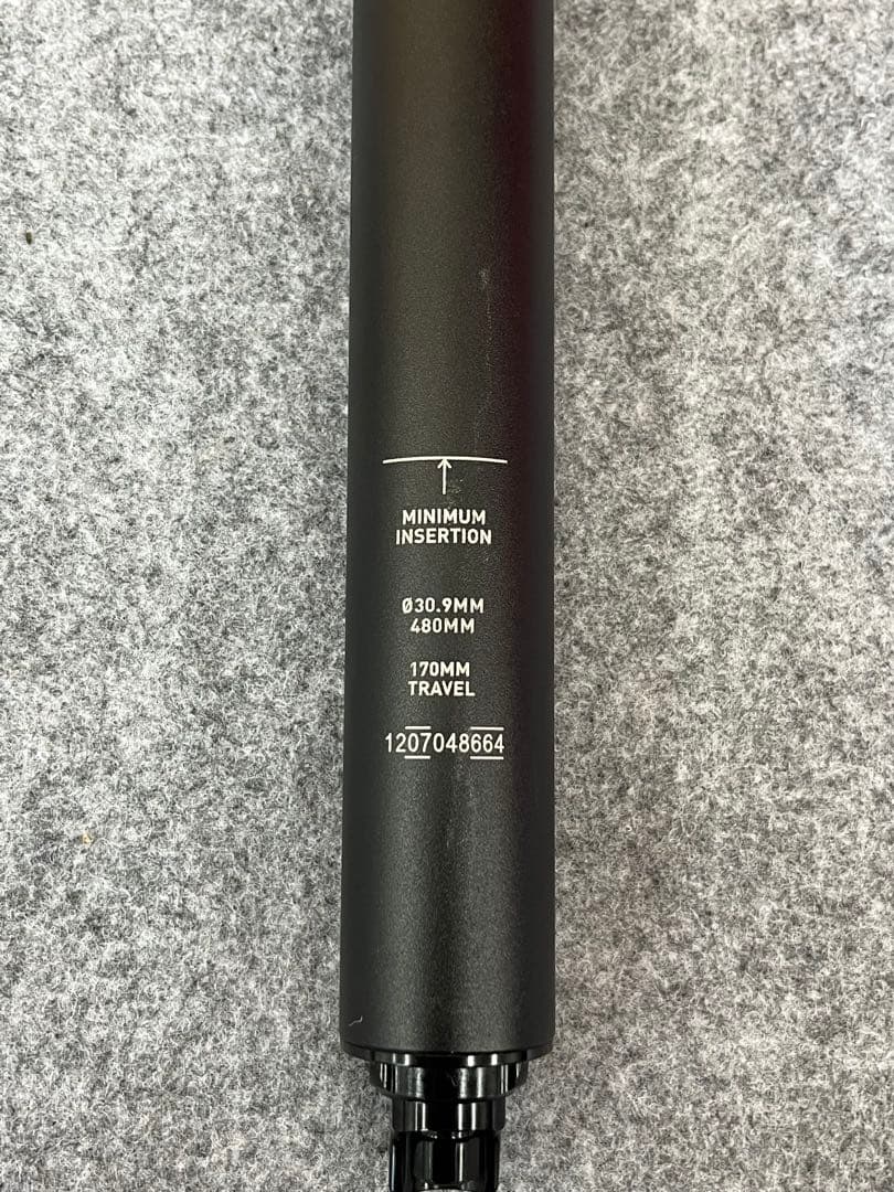 ROCKSHOX reverb 170mmトラベル