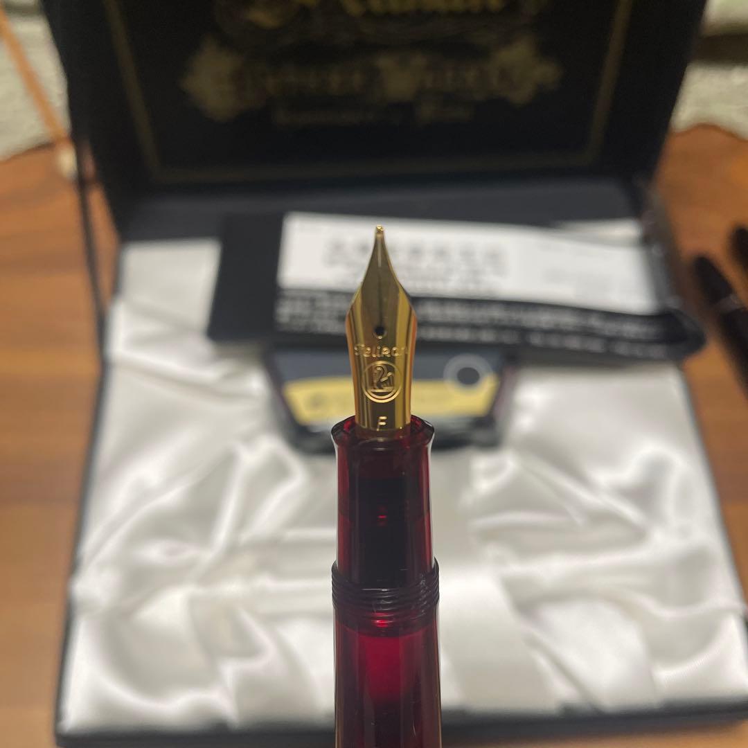 Pelikan 4001 万年筆 ペリカン　F