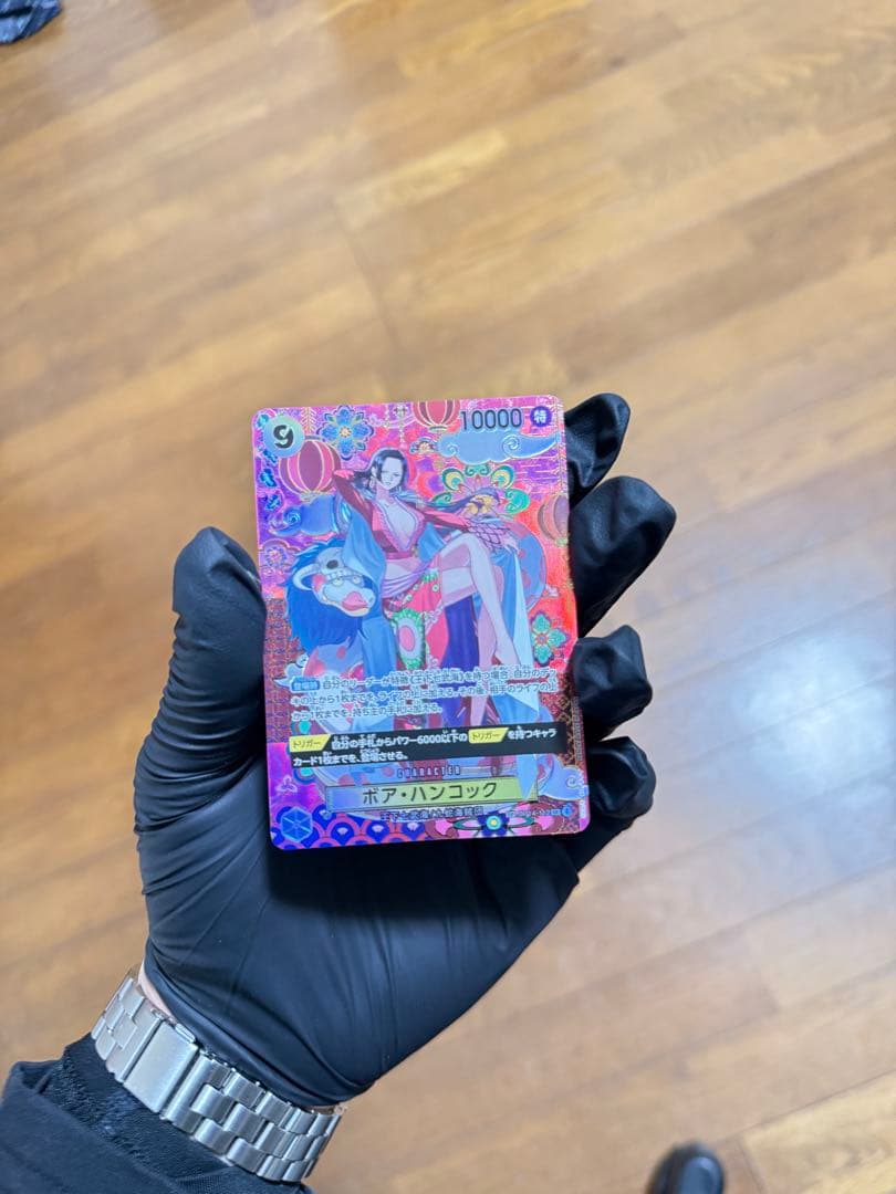 キ*ラ様 ポケモンセンターフクオカ スペシャルボックスとワンピース ボア・ハンコ