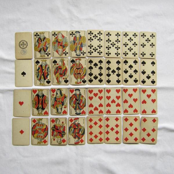 フランスアンティーク ピケカード 未開封 B.P.GRIMORD ゲームカード