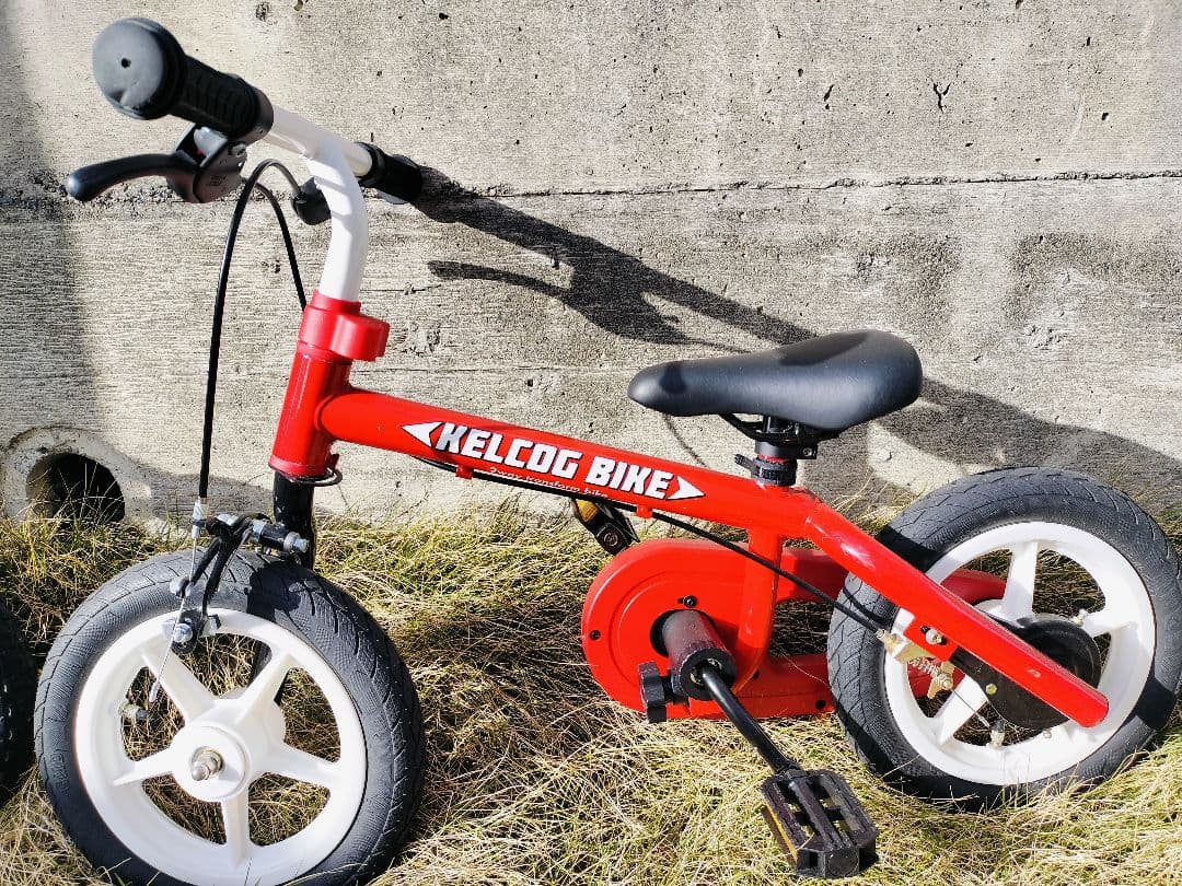 ケルコグバイク　自転車　子供　キッズ　ストライダー　赤　練習　初