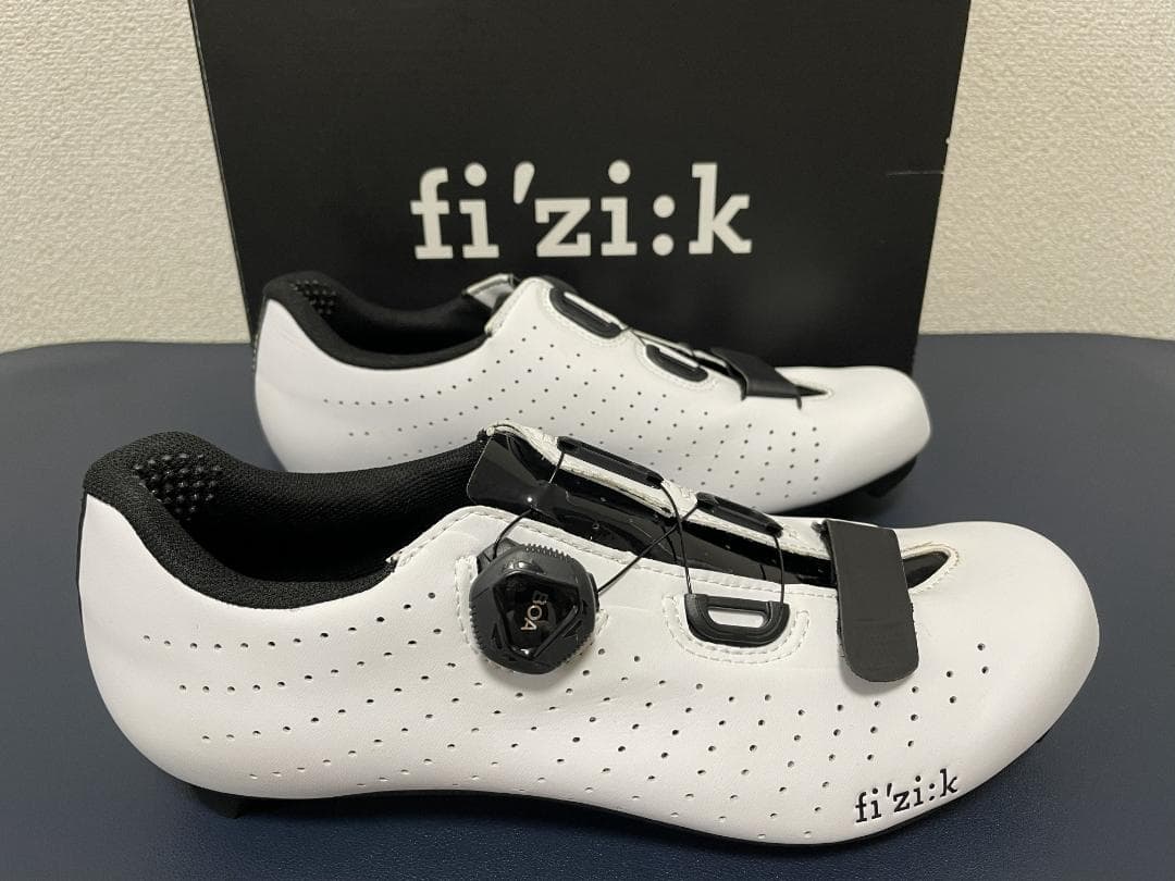 fizik フィジーク TEMPO R5 41EU 26.4cm ロードバイク