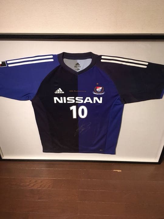 値下げ！中村俊輔 直筆サイン入りユニフォーム