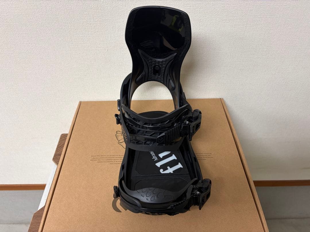 FLUX F23CVST ビンディング ブラック