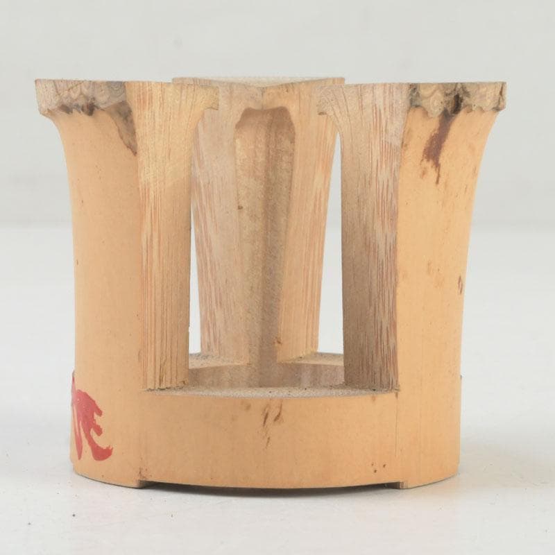 茶道具　五徳形　竹蓋置　在銘　共箱　V　9870