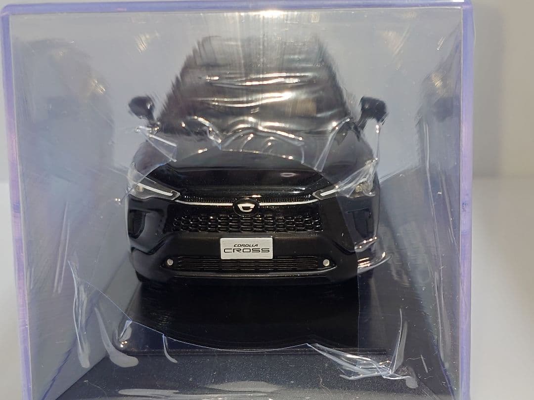 トヨタ カローラクロス 後期 209 ブラックマイカ カラーサンプル ミニカー