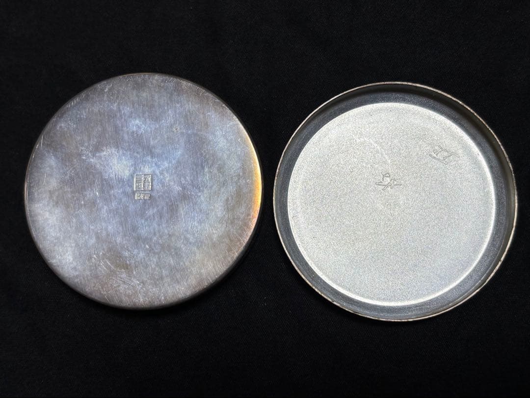 【純銀製】59.6g！ボンボニエール、香箱、ピルケース。木箱付き！