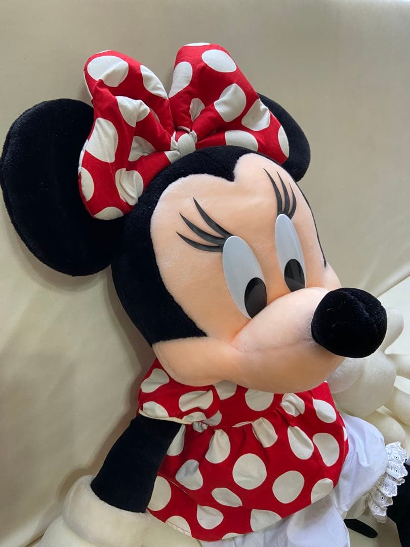 ミニーマウス ぬいぐるみ (身長1m、子どもより大きい)