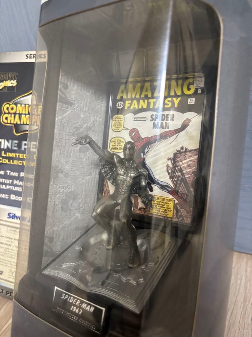 スパイダーマン 国内未発売　限定フィギュア