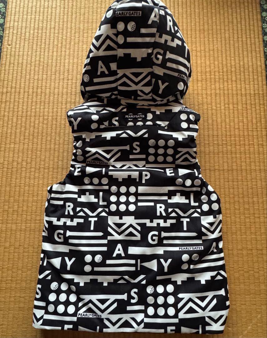 パーリーゲイツ　ダウンベスト　サイズ４