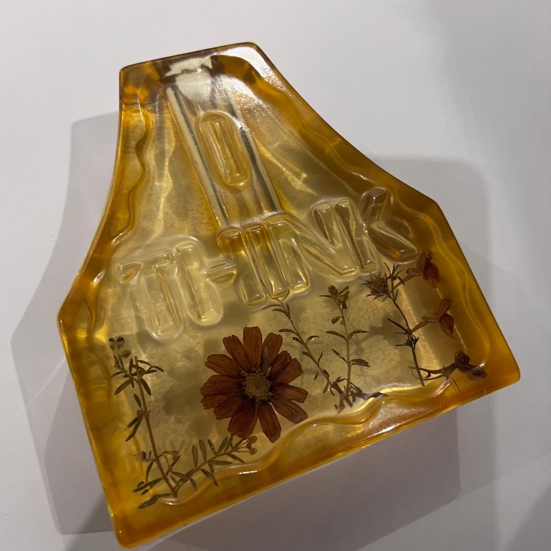 dugudagii \"I THINK\" LOVEフラワーベース 一輪挿し花瓶