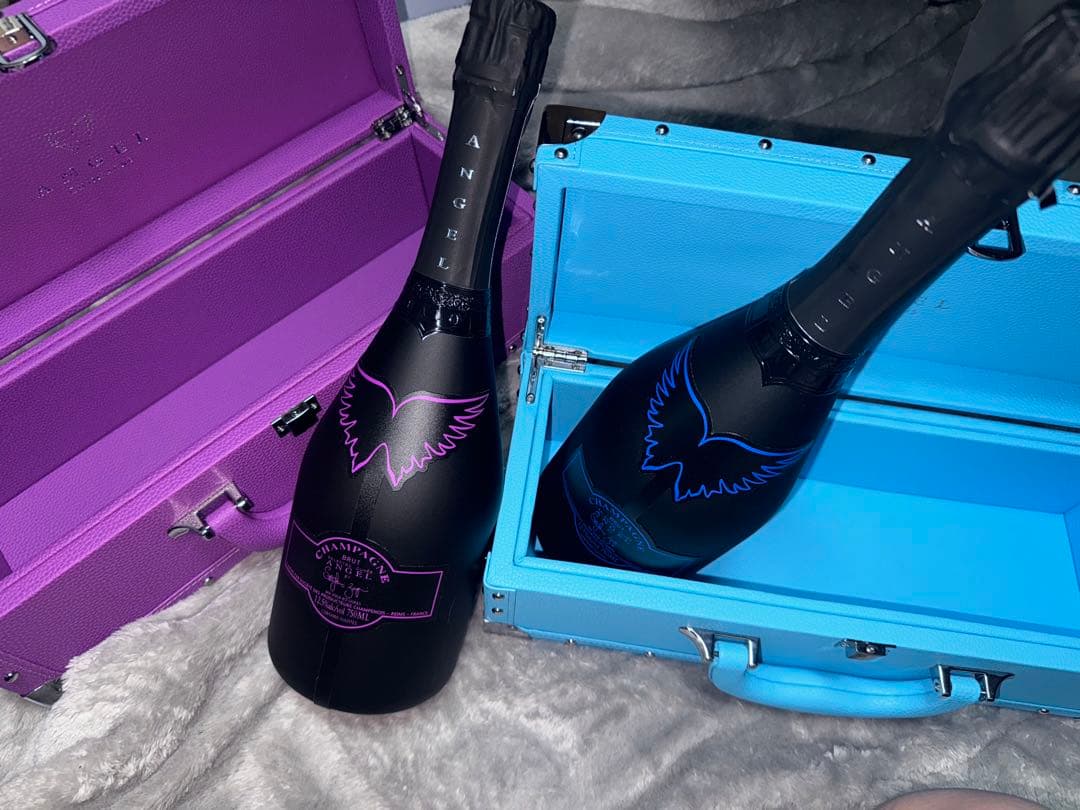 エンジェル シャンパン 2本セット 専用ケース付き