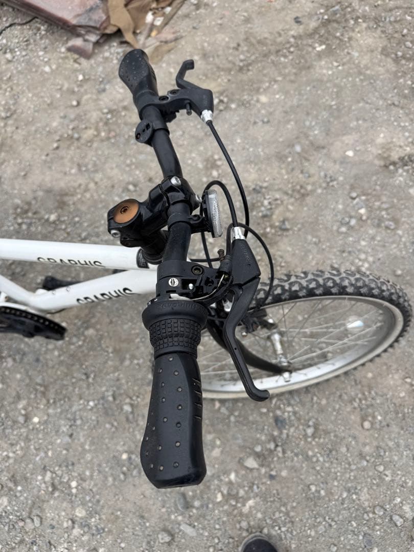 GRAPHIS クロスバイク ホワイト