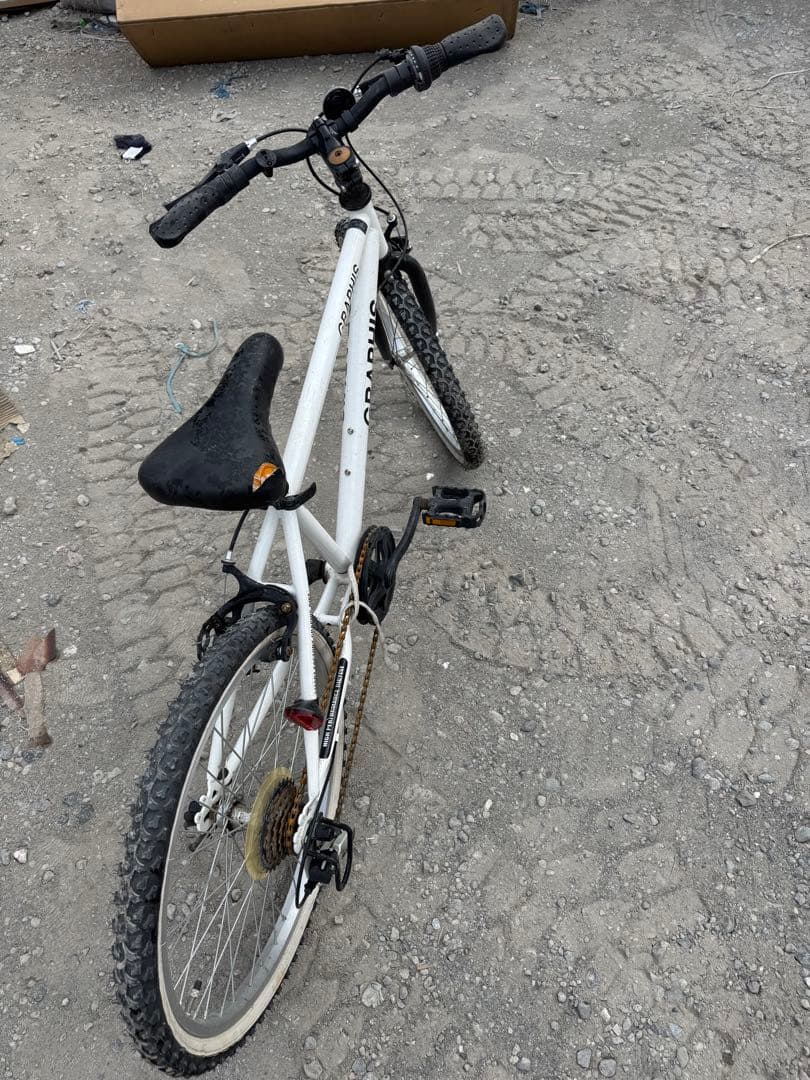 GRAPHIS クロスバイク ホワイト