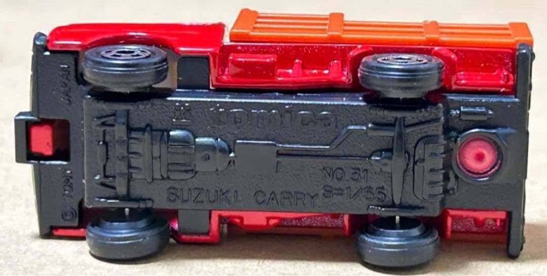 トミカ スズキ キャリィ 家畜運搬車 赤