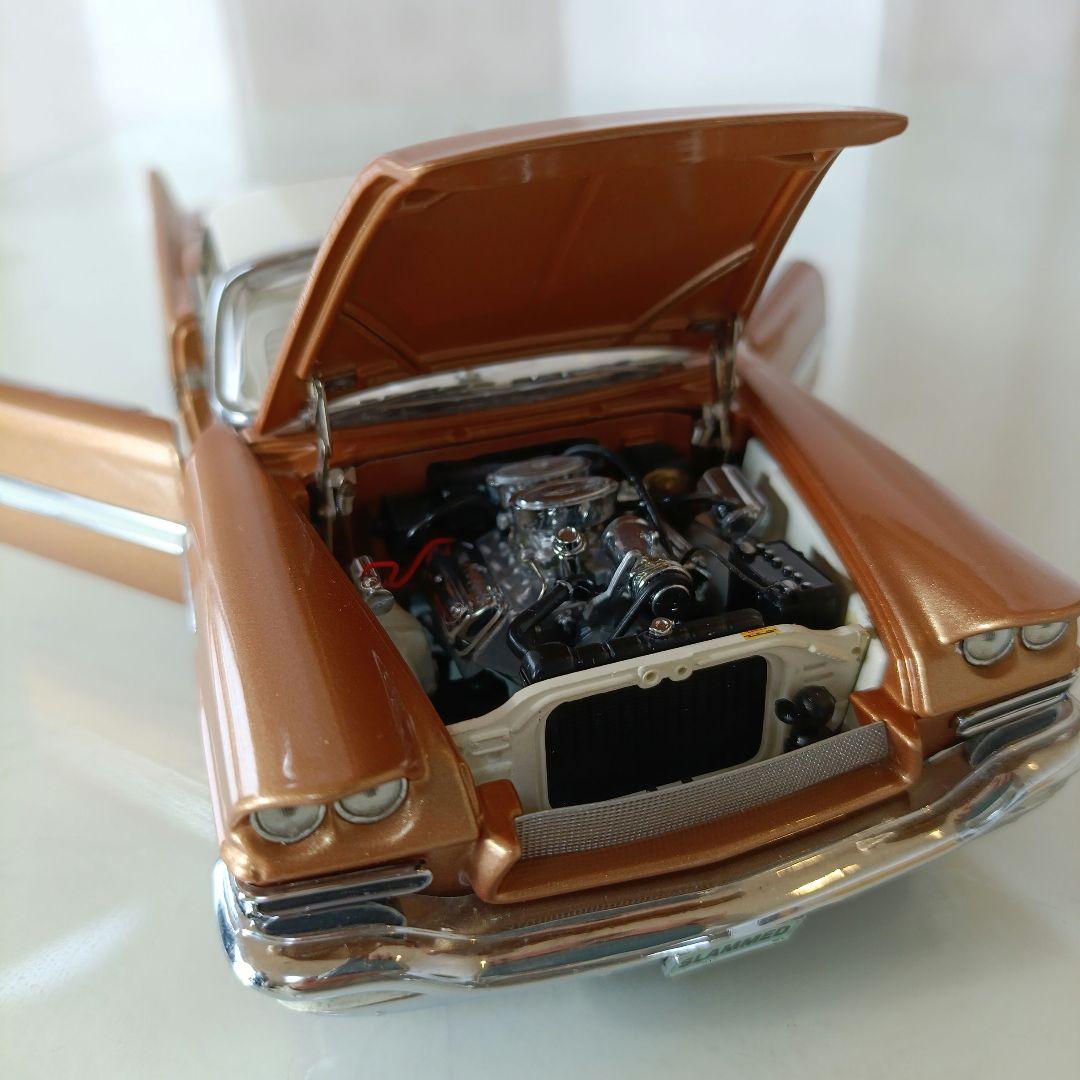 ダンバリーミント製　1957 Chrysler 300C ミニカー