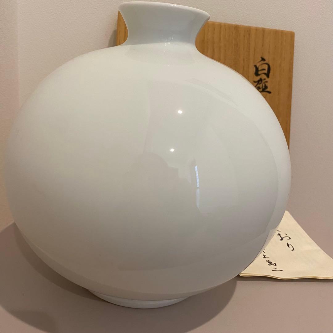 【美品】人間国宝　井上萬二　本人作　白磁丸形　壺　共箱