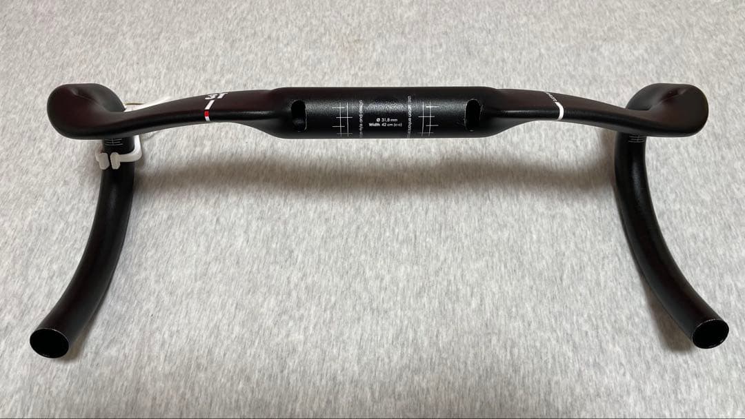 3T AERONOVA PRO 420mm アルミエアロハンドル