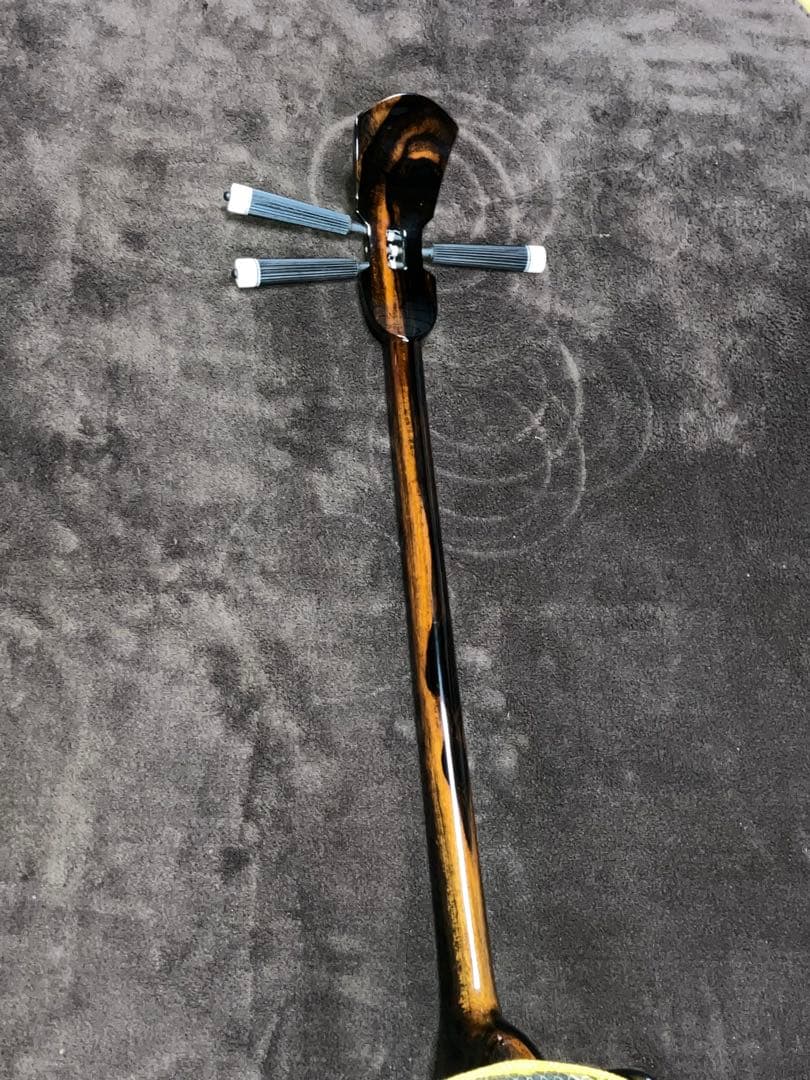 沖縄三線最高峰八重山黒木与那城型ウズラ➖トラ模様本皮一枚張りスンチ塗り限定出品