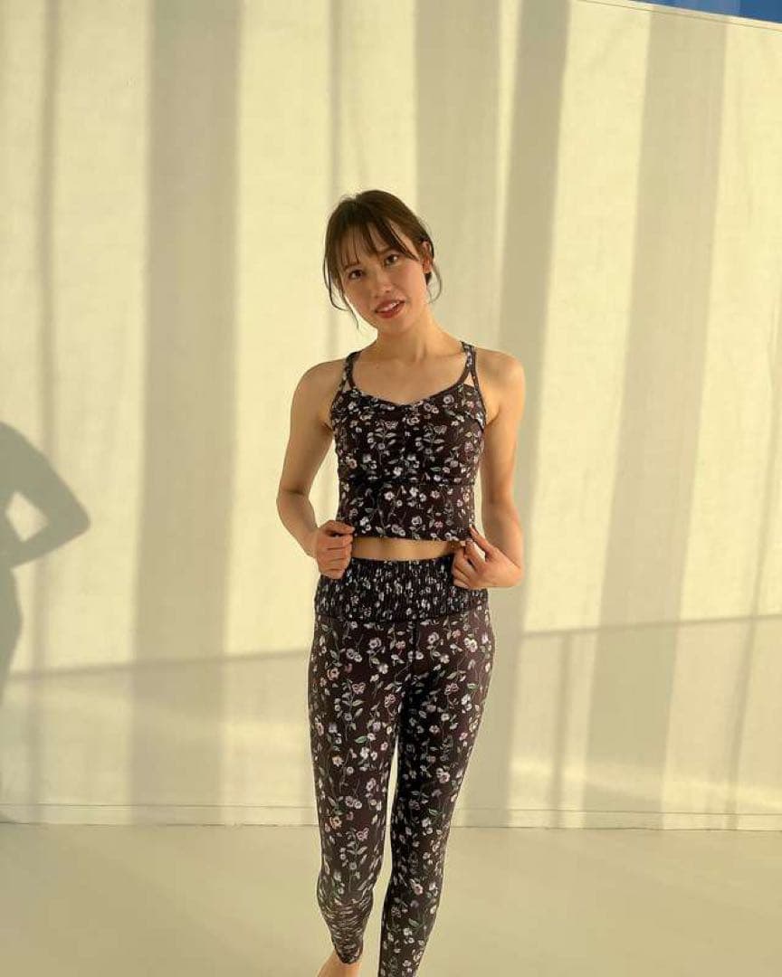 【SUKALA】スプリングフラワーフレアブラトップ❤️新品未使用❤️L