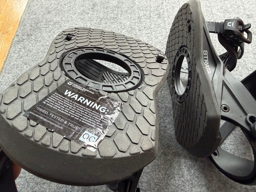 【美品】union 25-26 ストラータ　Mサイズ