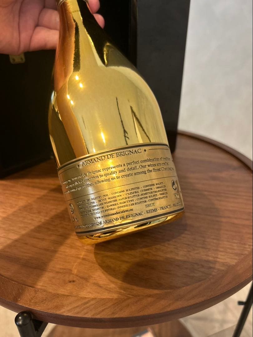 Armand de Brignac シャンパン 750ml ゴールド【箱付き】
