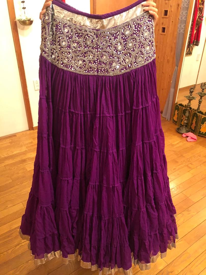 【本格インド衣装】レヘンガ・チョリ 3点セット（パープル×シルバー）