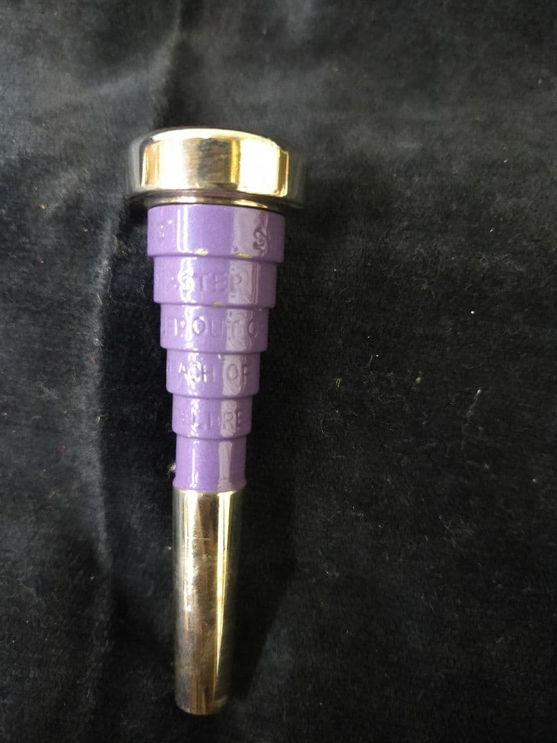 トランペットマウスピース 2ピース スイス製