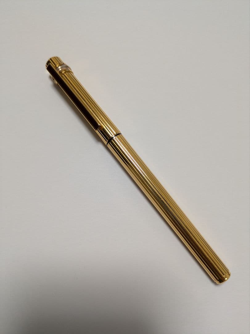 Cartier ゴールド　ボールペン