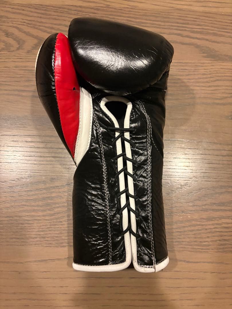 GRANT ボクシンググローブ 10oz 黒/赤