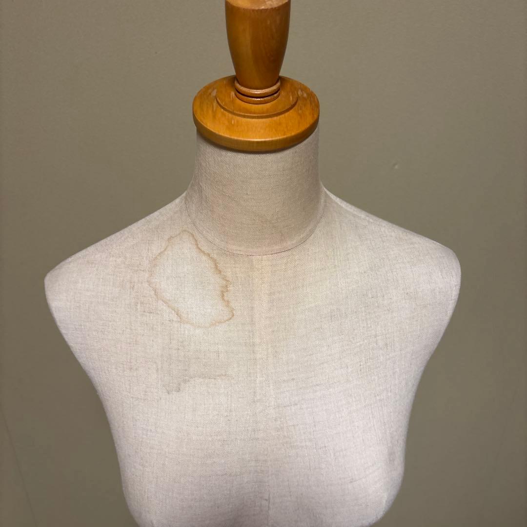 値下げしました。トルソー ReBody レディース 金属の丸型土台　【最終価格】