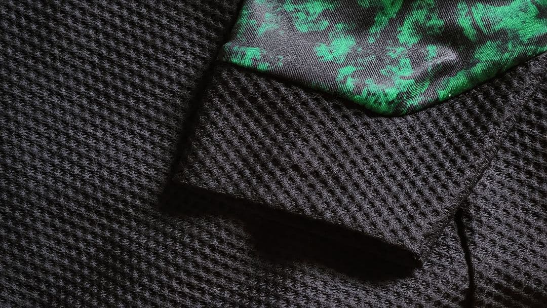 送料込★新品★東京ヴェルディ★選手着用モデル2025アスレタトレーニングトップ