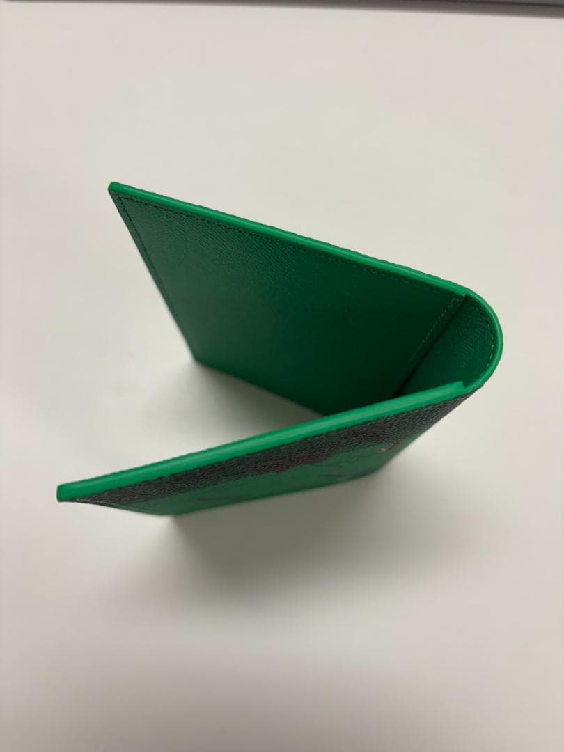 【新品未使用】Louis Vuitton パスポートケース M14875