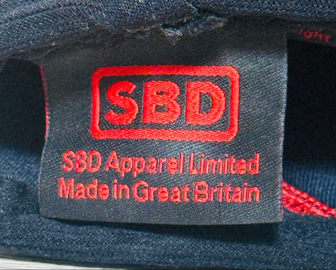 SBD ニースリーブ 黒/赤