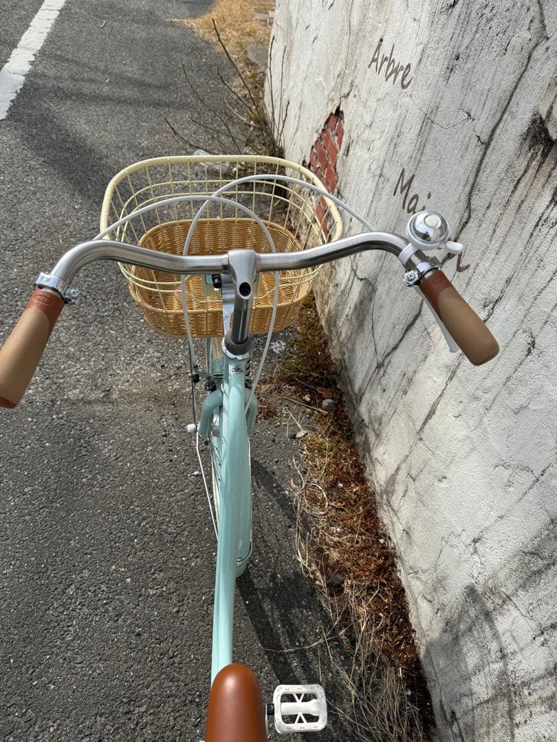 ミントグリーン 24インチサイクル ヘルメット付き