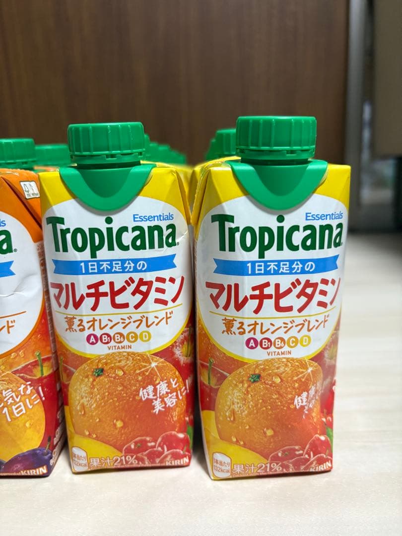 Tropicana トロピカーナ4種 64本セット
