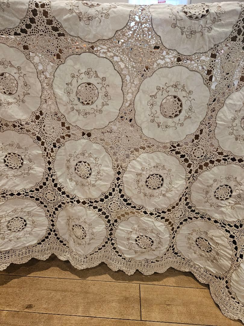 希少　フランスアンティーク？　大判　レース　アンティーク　刺繍