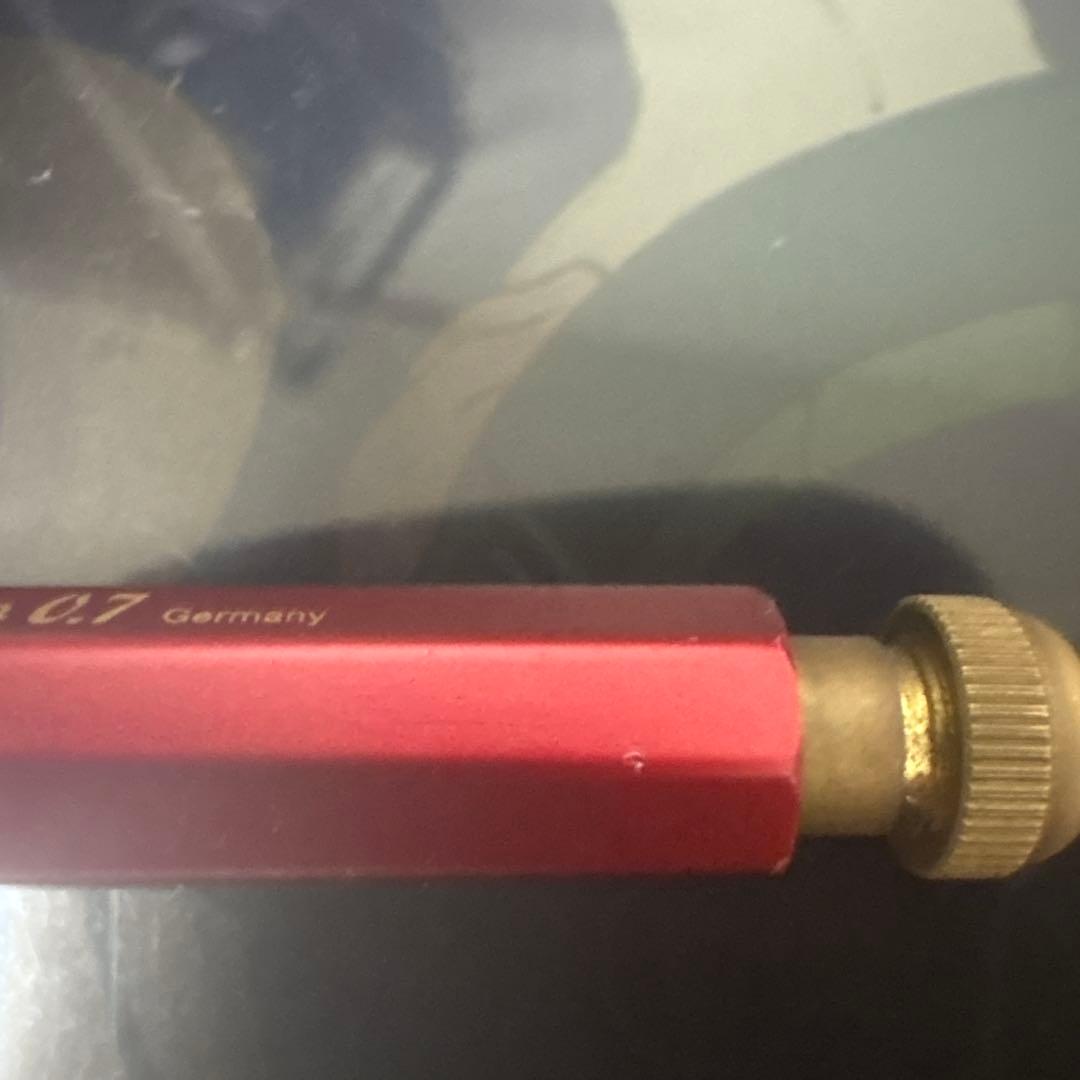 カヴェコスペシャルレッド 0.7 シャープペンシル