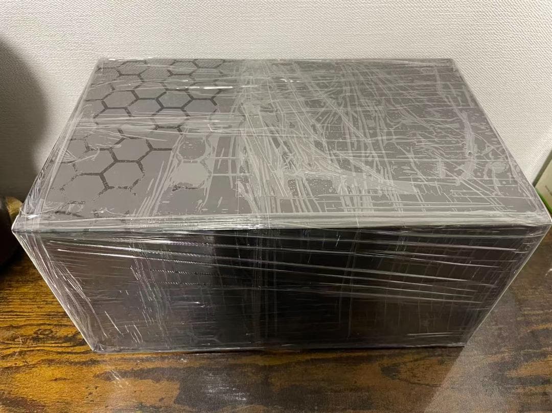 13R-012 AT 1/32 ボルボ L60H Black Edition